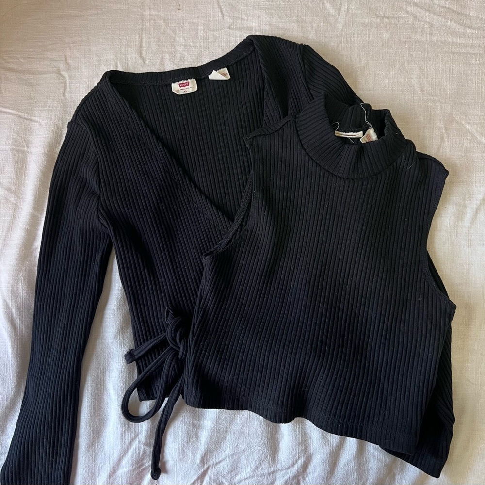 Levi’s Two Piece Top Set